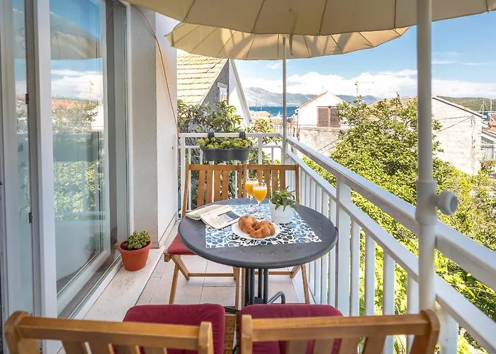 Apartament Karisima *