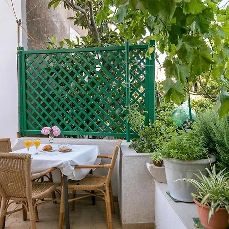 Apartamento Karisima *